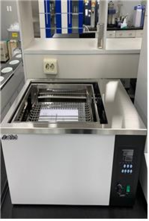 정밀진탕항온수조